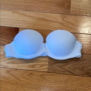 Strapless bra